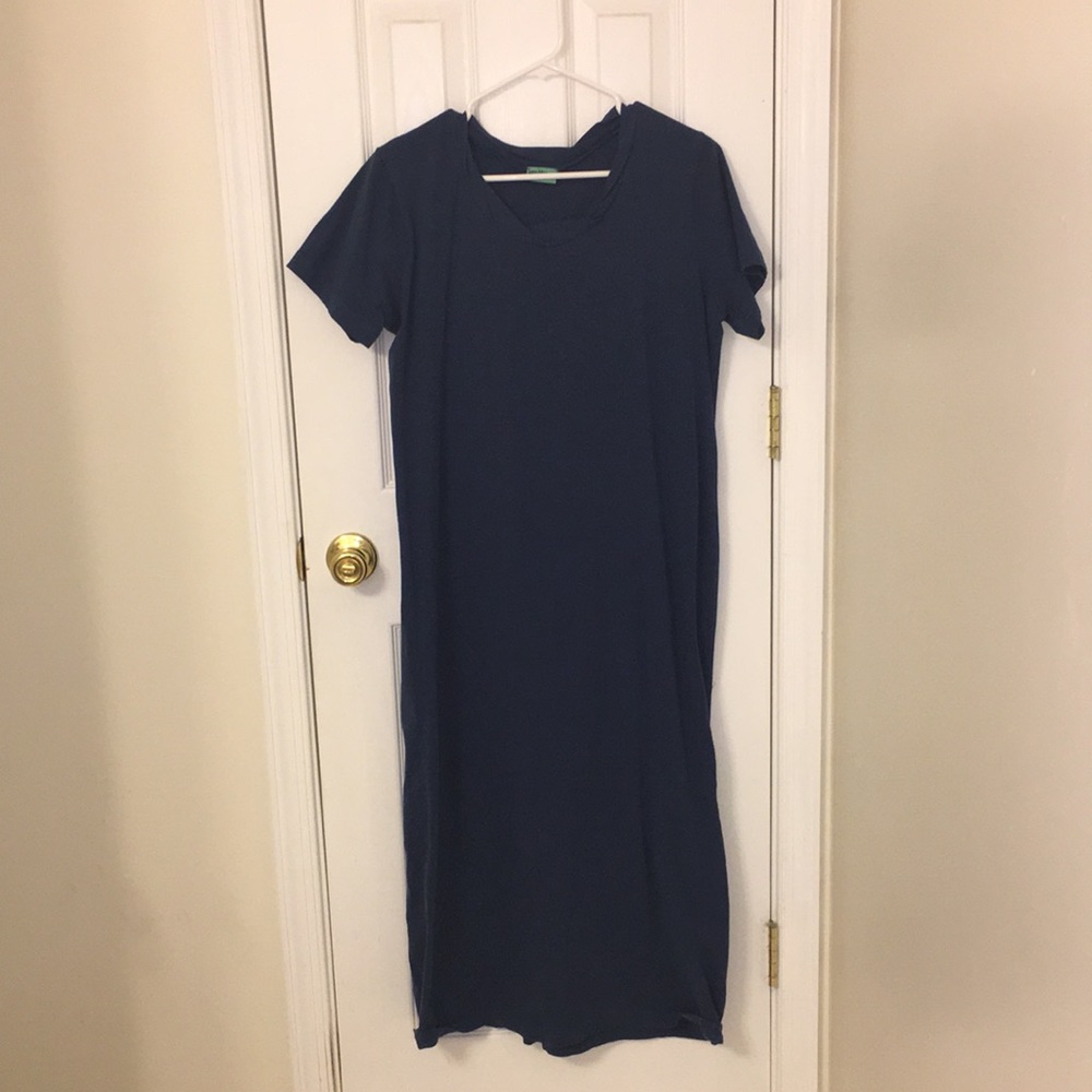 Sara Morgan Long blue dress